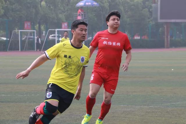 许尔策勒对曼联帅位不感兴趣，青睐布莱顿执教